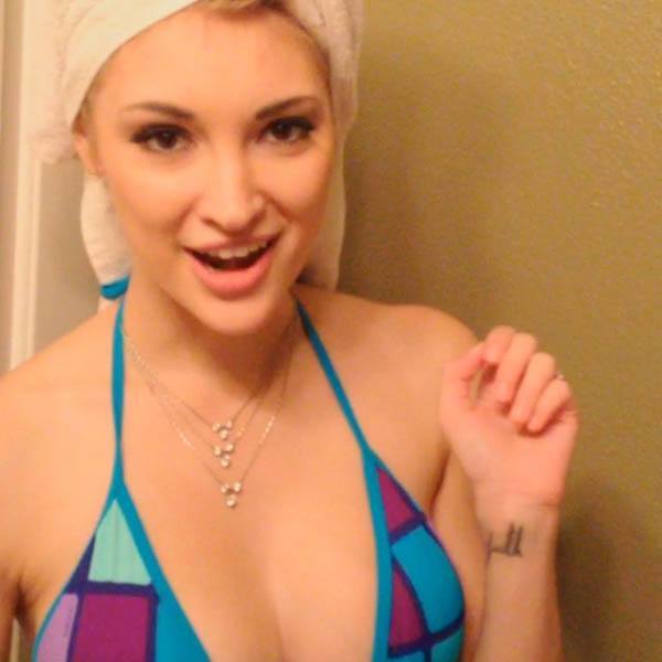 anna-faith-carlson-naked-the-fappening-23