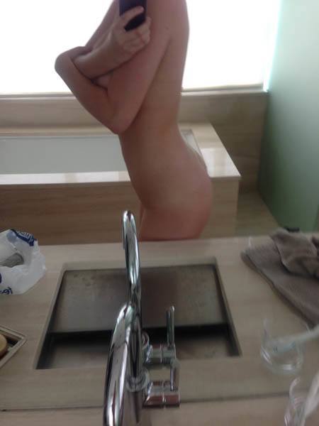 kate-upton-naked-the-fappening-50