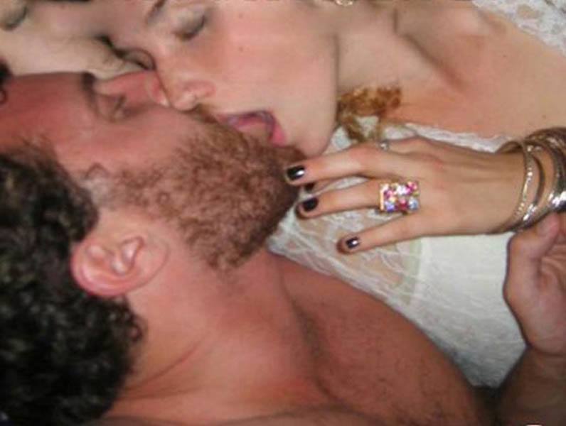 kesha-naked-the-fappening-2