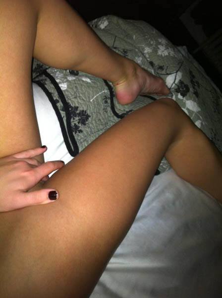 lea-michele-naked-the-fappening-1